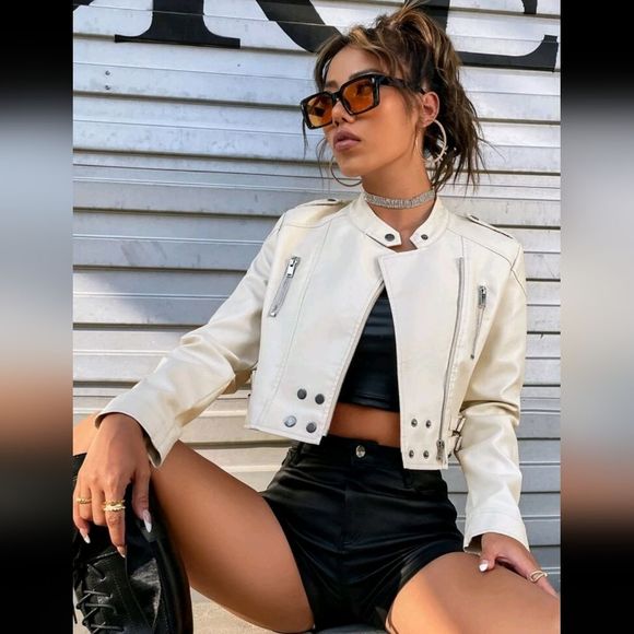 ❤️Cropped Cream PU Leather Biker Jacket - Picture 2 of 9